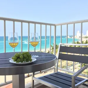 Front At Marbella Apartment San Juan